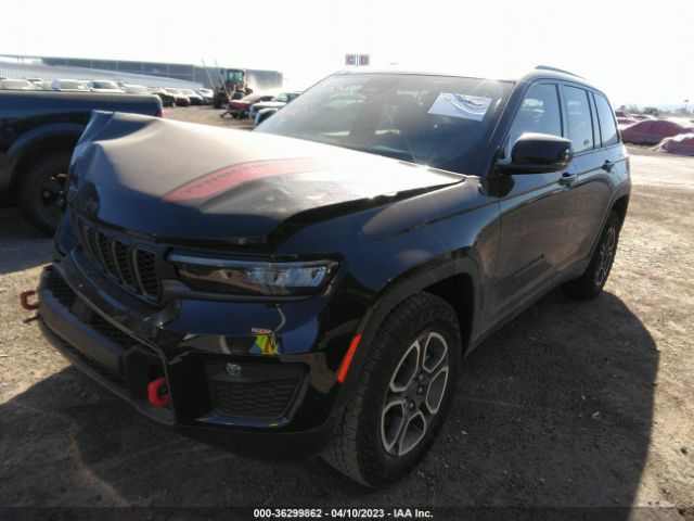 1C4RJHCG8N8584653 Jeep Grand Cherokee Trailhawk
