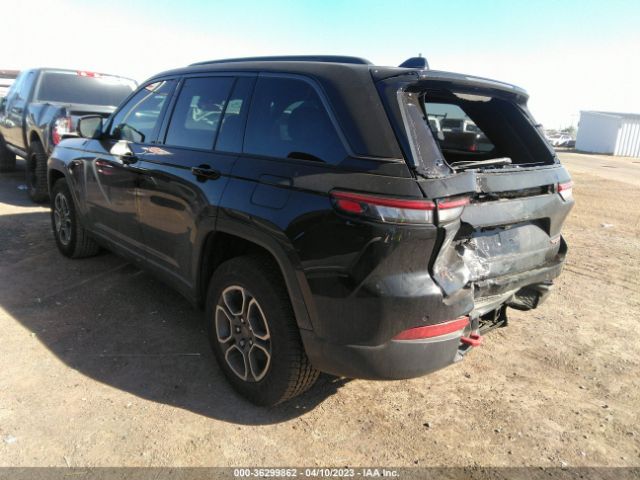 1C4RJHCG8N8584653 Jeep Grand Cherokee Trailhawk