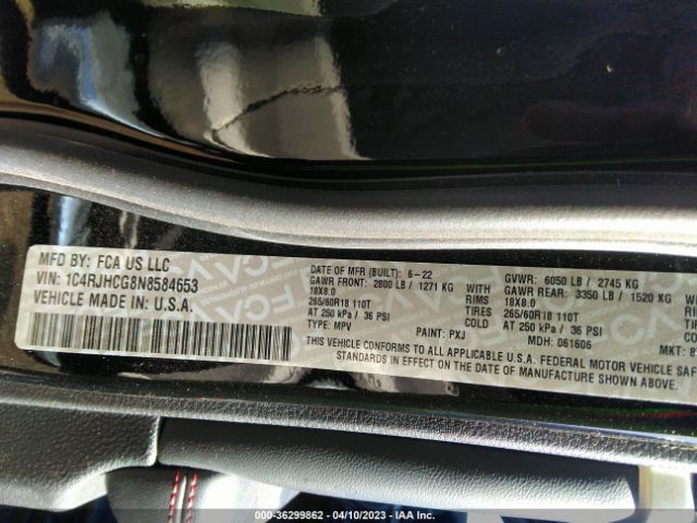 1C4RJHCG8N8584653 Jeep Grand Cherokee Trailhawk