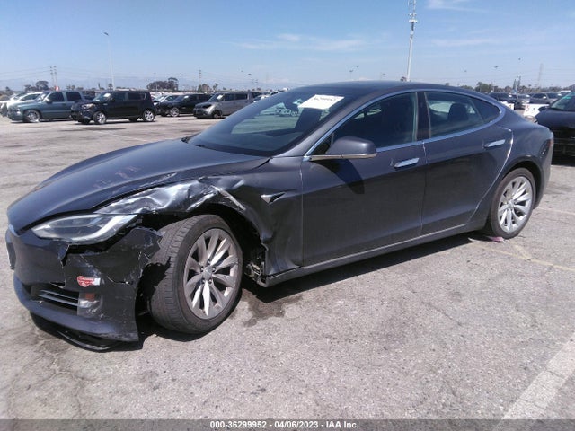 Tesla Model S 60/75 2017 5YJSA1E12HF198199 Image 2