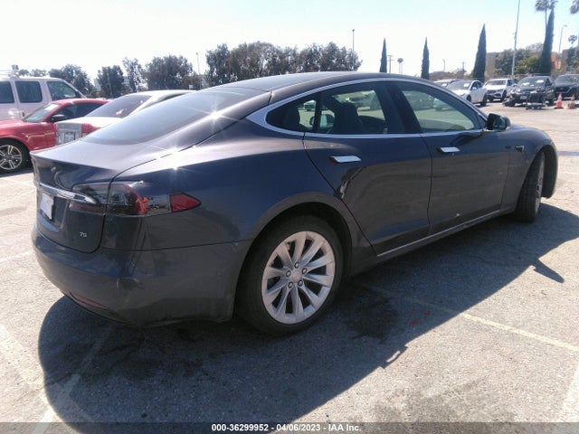 Tesla Model S 60/75 2017 5YJSA1E12HF198199 Image 4