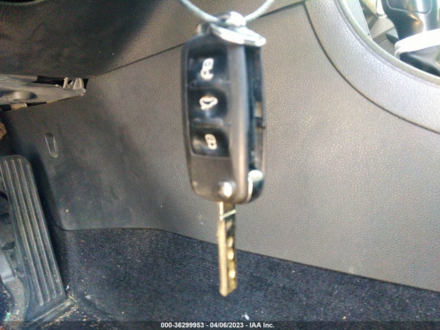 Volkswagen PASSAT S 2014 1VWAT7A33EC111285 Image 3