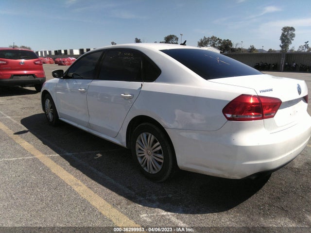 Volkswagen PASSAT S 2014 1VWAT7A33EC111285 Image 4