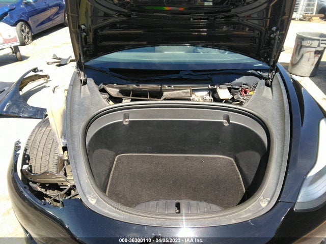 2019 Tesla 3, VIN: 5YJ3E1EA0KF198749