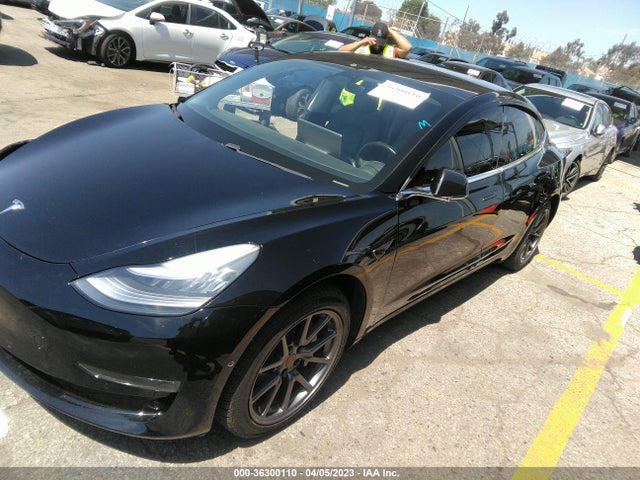 2019 Tesla 3, VIN: 5YJ3E1EA0KF198749