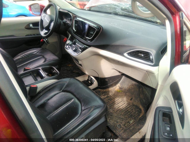 2C4RC1BG8HR704267 Chrysler Pacifica Touring-l