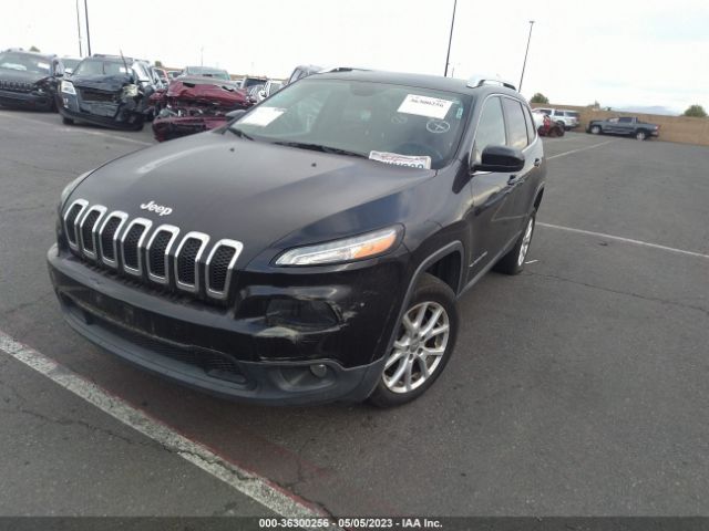 1C4PJLCB5EW186584 Jeep Cherokee Latitude