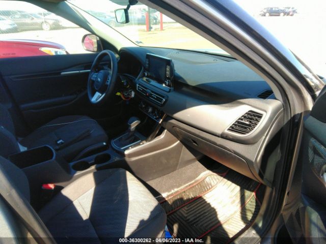 KNDEPCAA2M7212261 KIA Seltos Lx