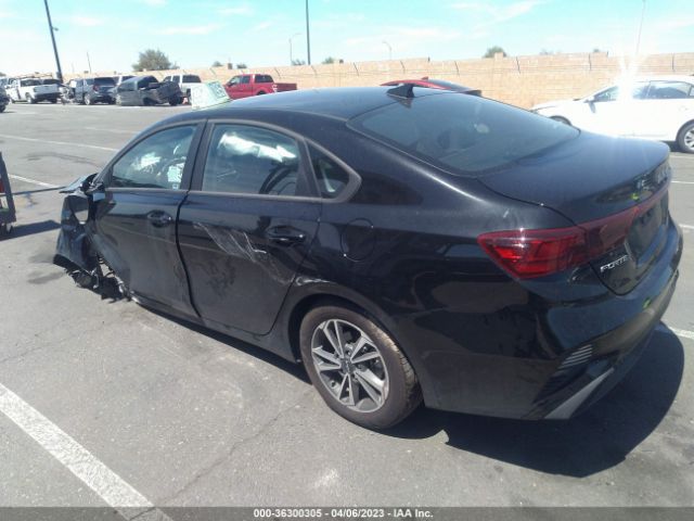 3KPF24AD4PE518031 KIA Forte Lxs