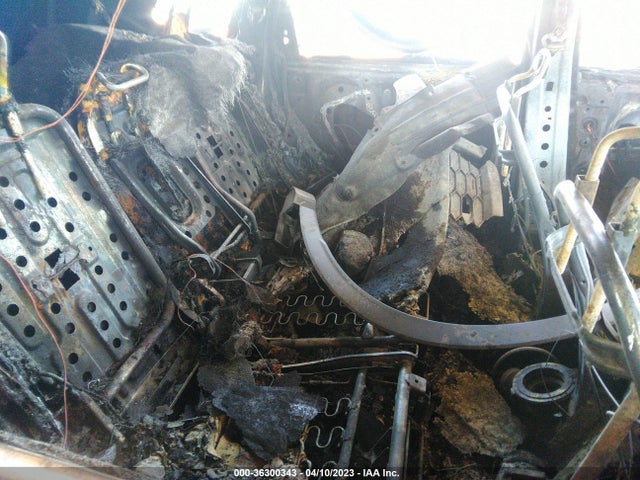 Honda CR-V EX 2023 2HKRS4H48PH408789 Image 8