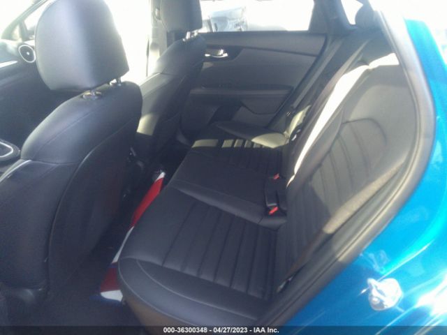 3KPF54AD6PE520502 KIA Forte Gt-line