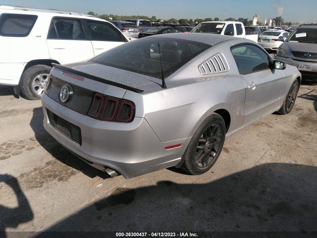 2014 FORD MUSTANG V6 VIN: 1ZVBP8AMXE5320924
