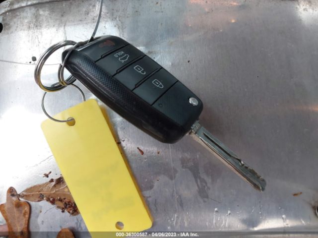 5XXGM4A76FG368485 KIA Optima Lx