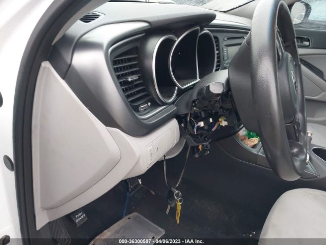 5XXGM4A76FG368485 KIA Optima Lx