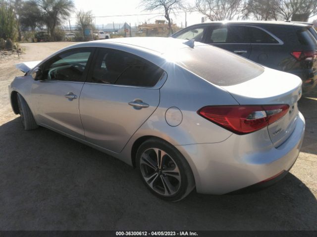 KNAFZ4A8XF5284192 KIA FORTE EX