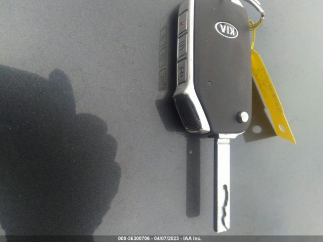 3KPF24AD5KE110243 KIA FORTE FE