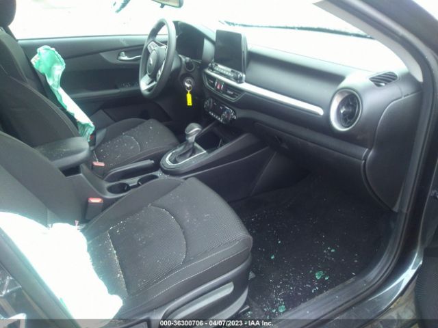 3KPF24AD5KE110243 KIA FORTE FE