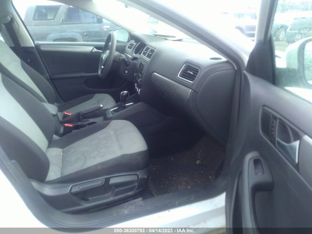 3VW2B7AJ6HM223927 Volkswagen Jetta 1.4t S