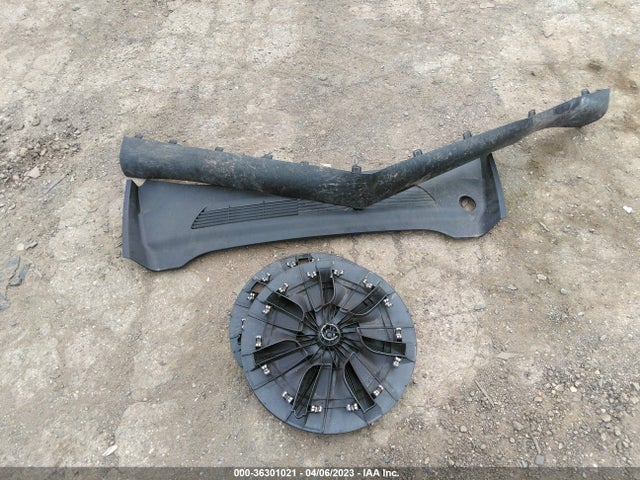 Tesla Model Y Long Range 2020 5YJYGDEE8LF032159 Image 12