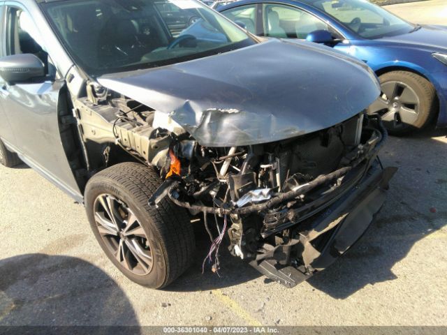 5N1AT2MT0JC737559 Nissan Rogue Sl