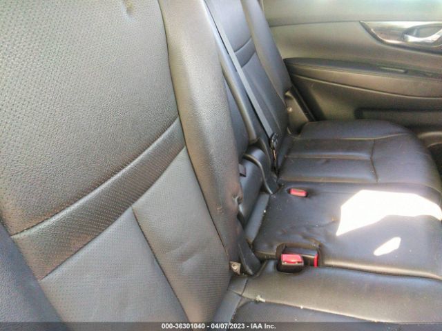 5N1AT2MT0JC737559 Nissan Rogue Sl