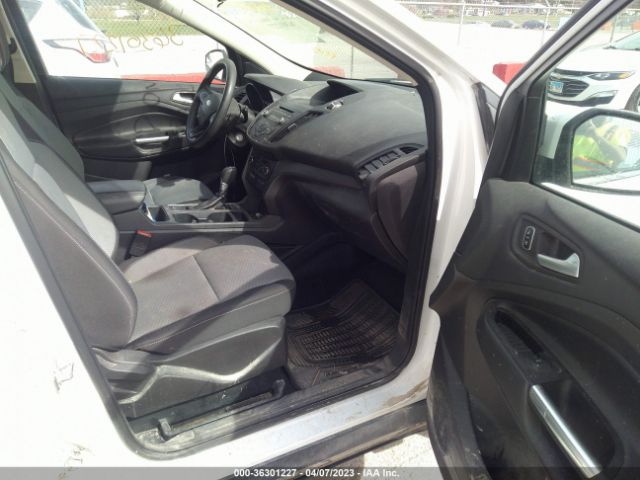 1FMCU9G97HUE34443 Ford ESCAPE SE