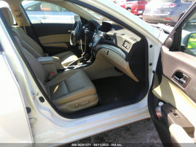 19UDE2F76GA002750 Acura Ilx W
