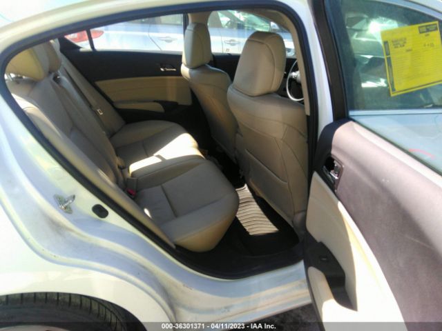 19UDE2F76GA002750 Acura Ilx W