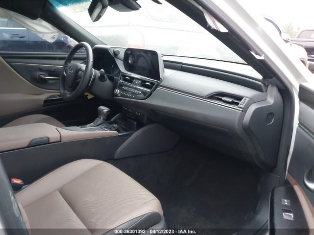 58ADA1C18NU018033 Lexus Es Es 300h
