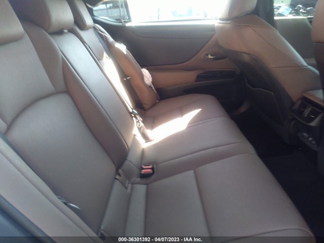 58ADA1C18NU018033 Lexus Es Es 300h
