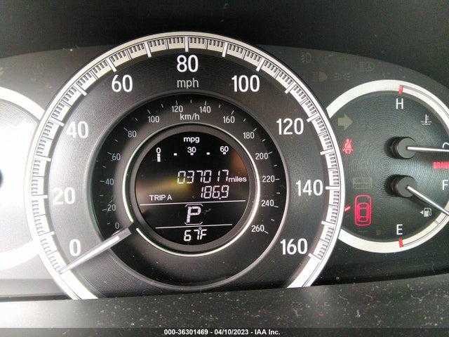 36301469 :رقم المزاد ، 1HGCR2F38GA118464 vin ، 2016 Honda Accord Sedan Lx مزاد بيع