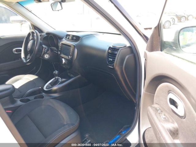 KNDJP3A53J7595642 KIA SOUL +