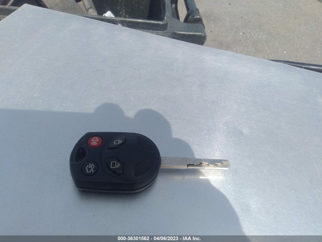 Ford FOCUS SEL 2017 1FADP3M21HL329168 Image 3