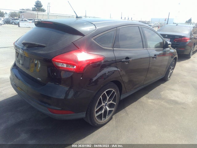 Ford FOCUS SEL 2017 1FADP3M21HL329168 Image 5