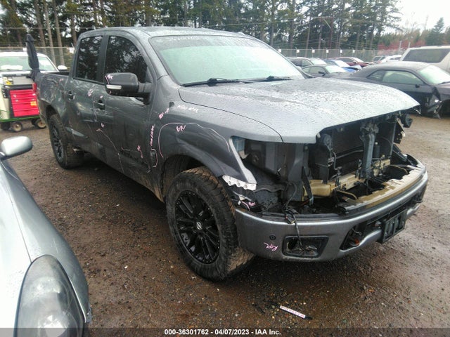 2018 Nissan Titan, VIN: 1N6AA1E56JN519261
