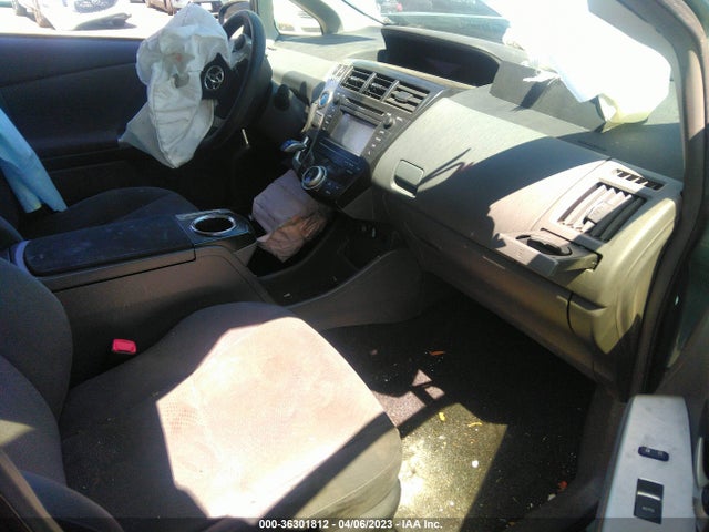 Toyota Prius V Two/three/five 2014 JTDZN3EU3E3340514 Image 5