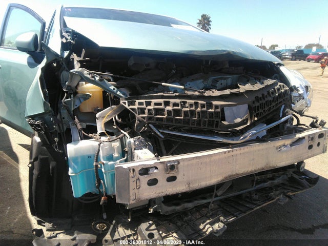 Toyota Prius V Two/three/five 2014 JTDZN3EU3E3340514 Image 6