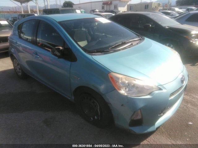 Toyota Prius C One/three/two/four 2014 JTDKDTB36E1059559 Image 1