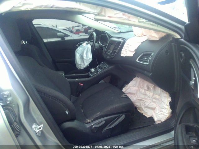 Chrysler 200 Touring 2016 1C3CCCFB7GN189360 Image 5