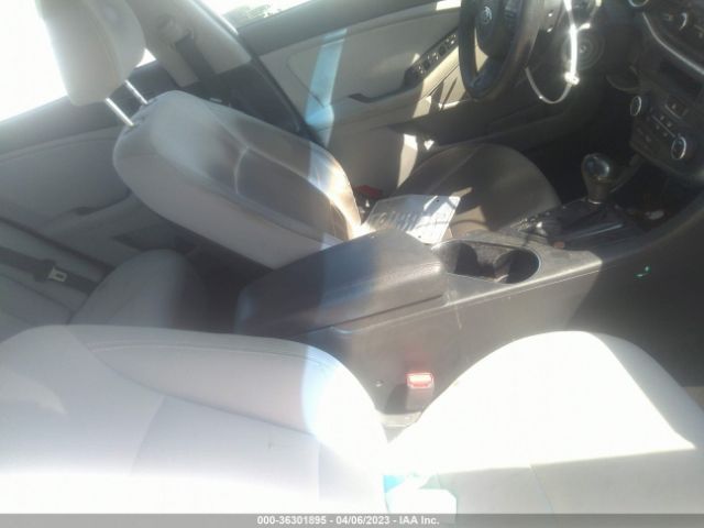 5XXGM4A7XFG411998 KIA Optima Lx