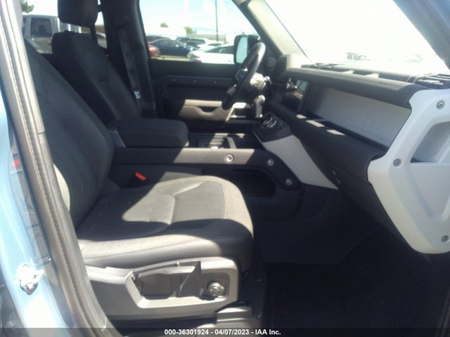 2021 Land Rover Defender, VIN: SALEJ7RX1M2037038