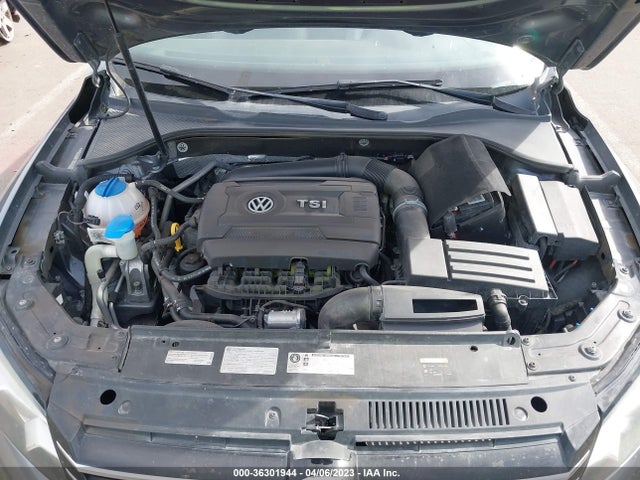 1VWAT7A39FC002332 Volkswagen Passat 1.8t Wolfsburg Ed