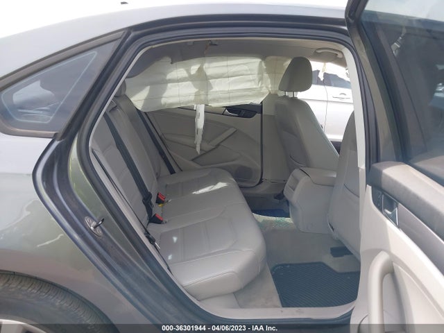 1VWAT7A39FC002332 Volkswagen Passat 1.8t Wolfsburg Ed