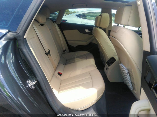 WAUABCF52MA040032 Audi A5 Sportback Premium