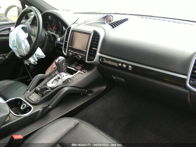 2013 PORSCHE CAYENNE DIESEL VIN: WP1AF2A26DLA41931