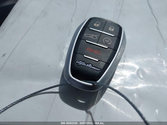 ZARFAECNXH7552416 Alfa Romeo GIULIA TI