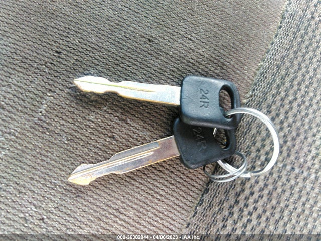 1998 FORD F-150 VIN: 1FTZX1722WNA43802