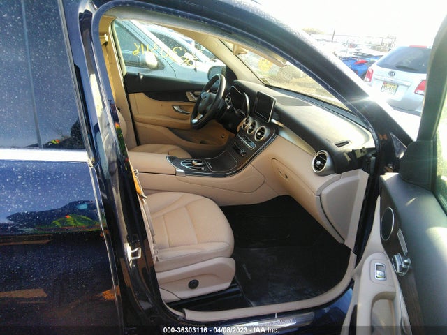 2019 MERCEDES-BENZ GLC GLC 300 VIN: WDC0G4KB2KV192703