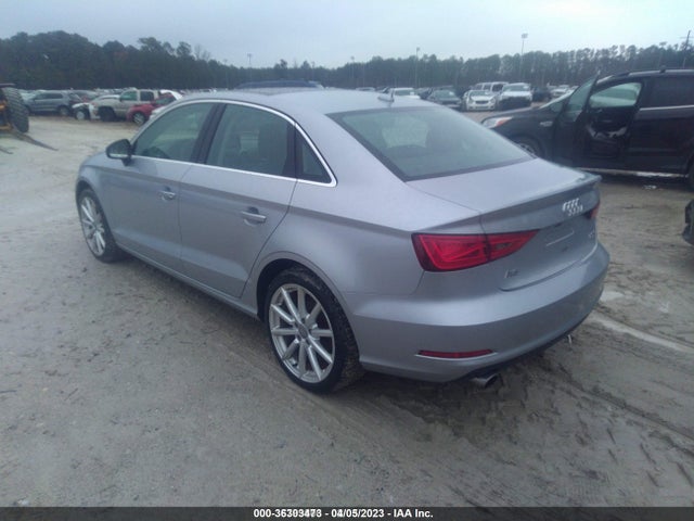 2015 AUDI A3 WAUEFGFF8F1025088 Photo 2