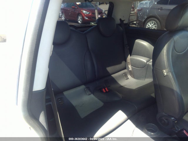 2004 MINI COOPER HARDTOP VIN: WMWRC33474TJ56309